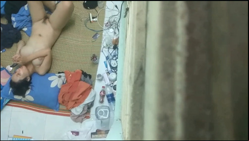 Filmando en secreto a mi vecina mientras regresa del trabajo