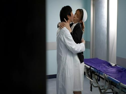 De obscene verpleegster en de perverse dokter