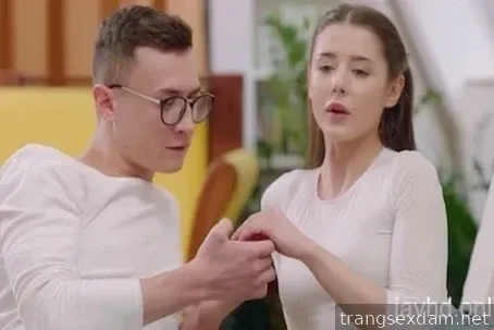 [Eropah dan Amerika] Anda perlu berjanji untuk hanya berpegangan tangan, Sybil A